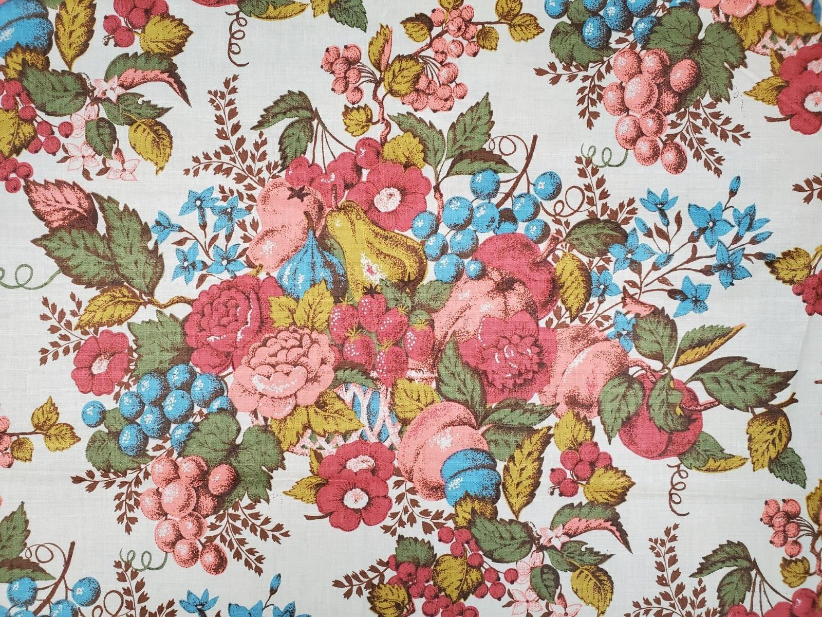 Vintage 60s 70s Fabric MCM Bloomcraft Floral Upholstery Grapes Fruit 3.3 Yards