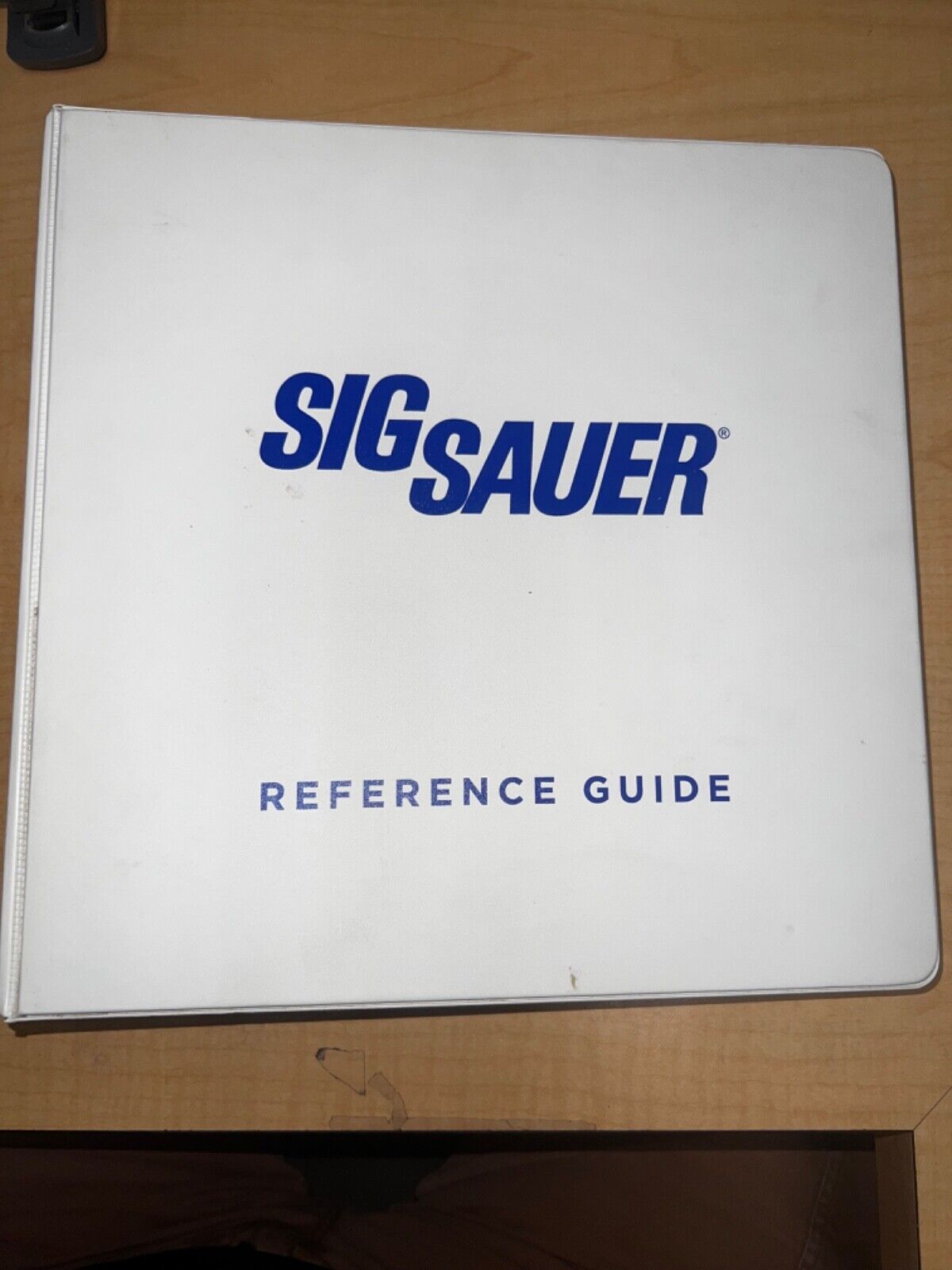 SIG SAUER DEALER REFERENCE BOOK CATALOG  CLASSIC P SERIES PISTOLS  AND RIFLES