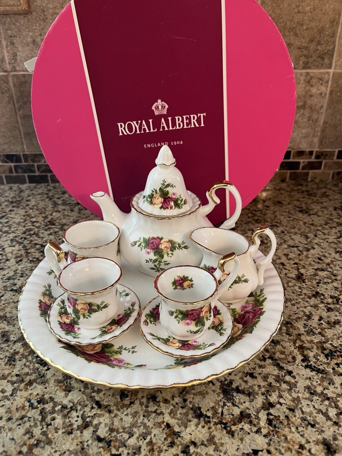 Royal Albert Le Petite Tea Set Old Country Roses New In Box