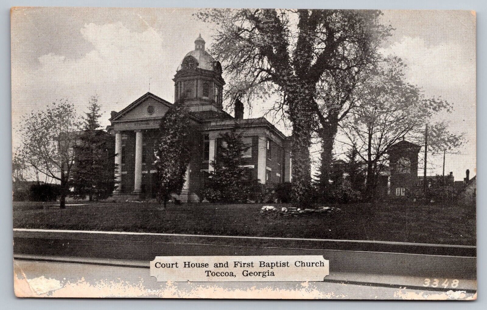 Postcard D 82, Court House and First Baptist Church, Taccoa, Georgia