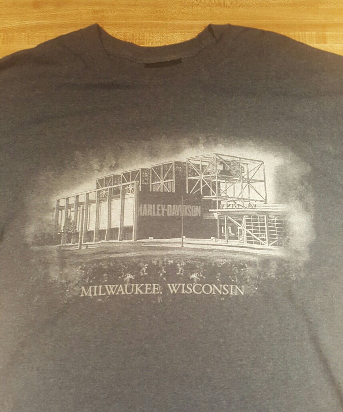 Harley Davidson Museum Milwaukee Wisconsin T Shirt Motorcycles Hog History *