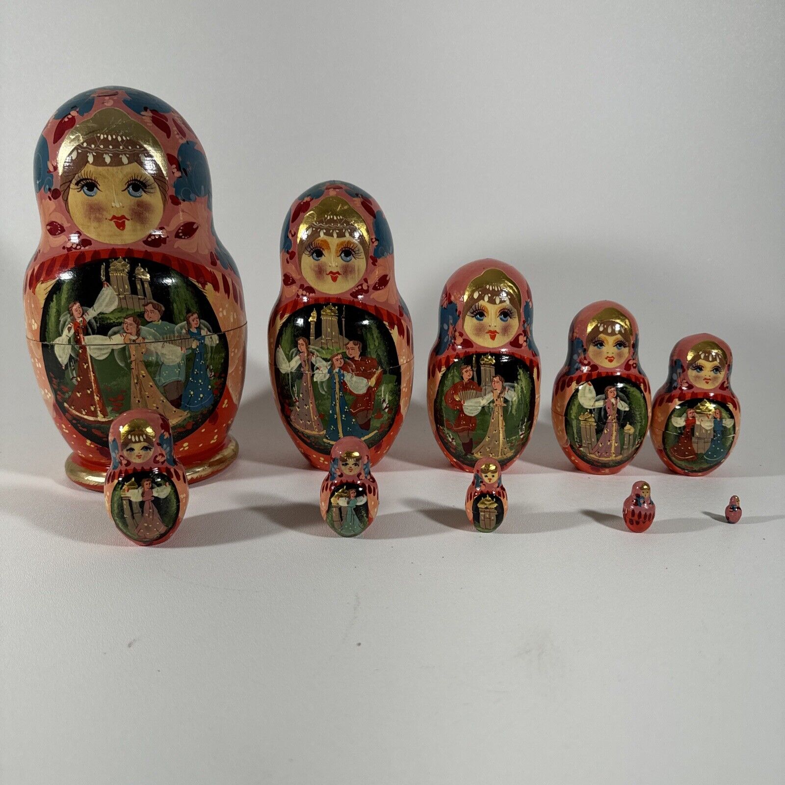 Vintage 10pc Matryoshka Russia Nesting Dolls Hand Painted