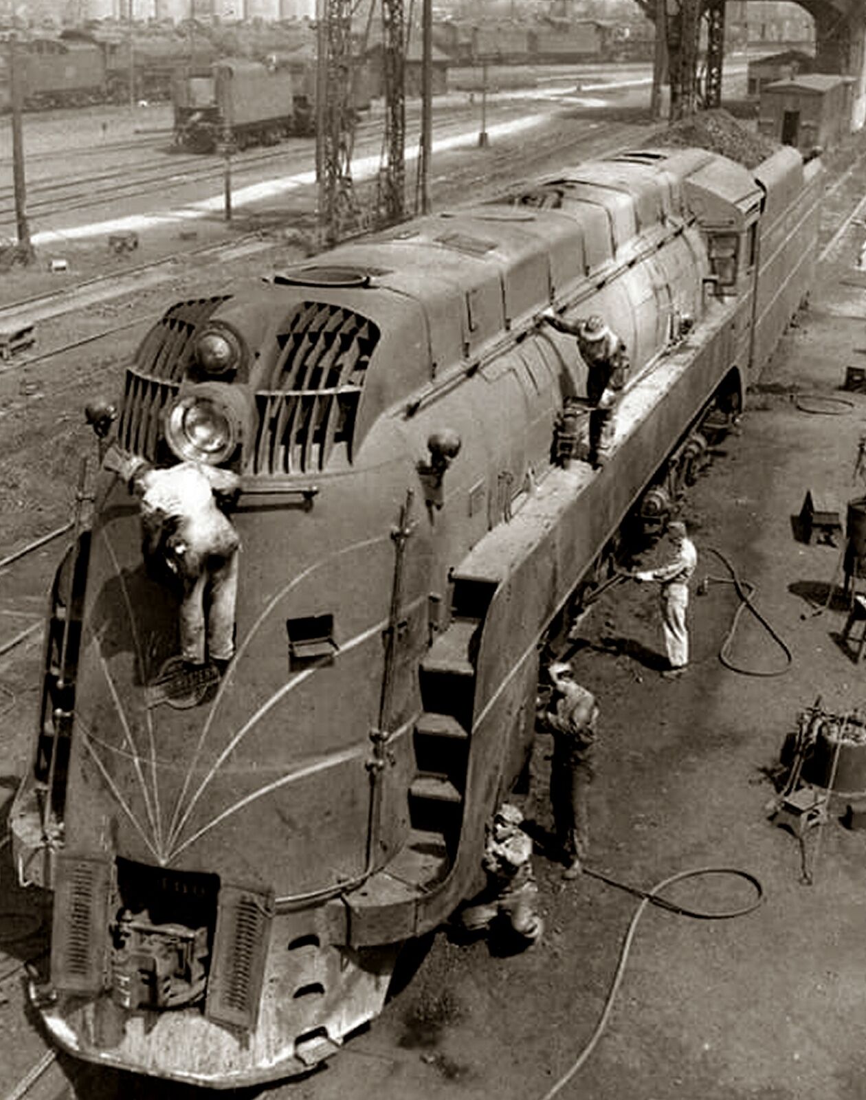 1930s MAINTENANCE Chicago and North Western Railway  PHOTO  (205-K)