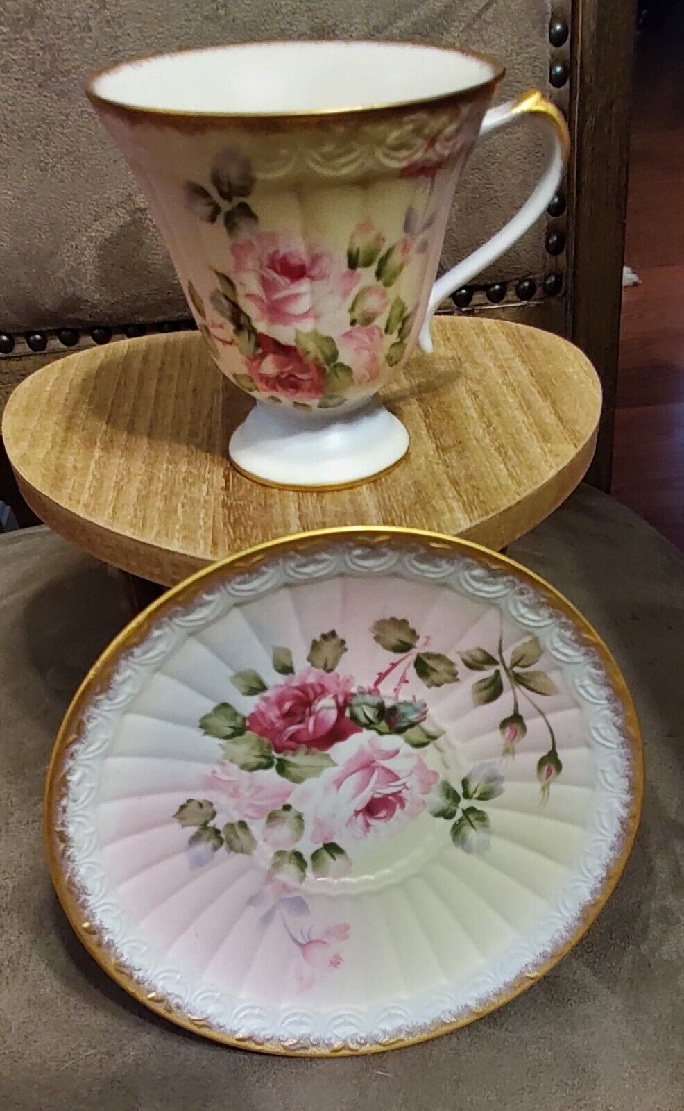 Vintage Burton & Burton Teacup & Floral $25