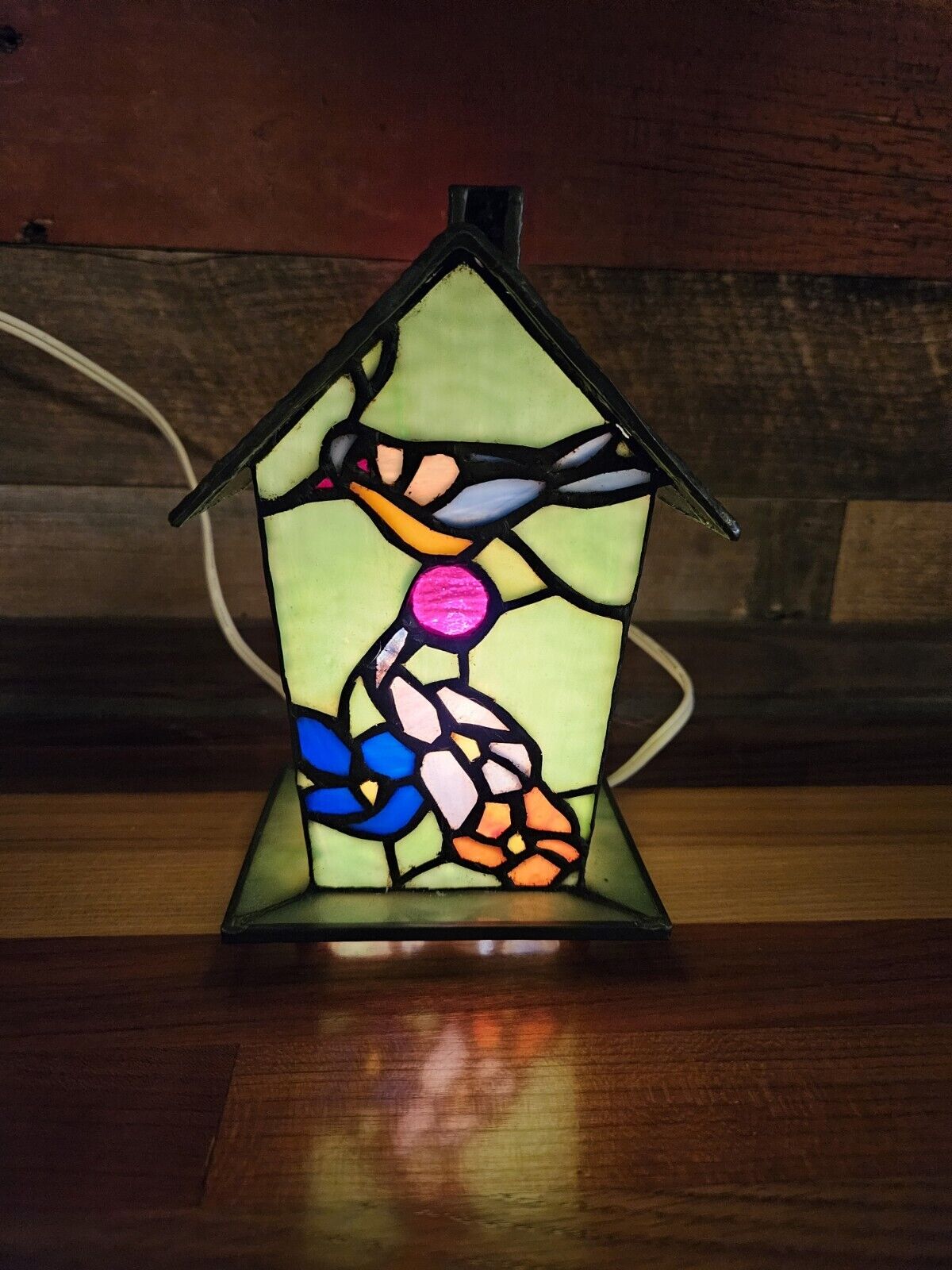 Vintage Tiffany Style Stained Glass BIRDHOUSE Lamp - Unbranded - 7.75\