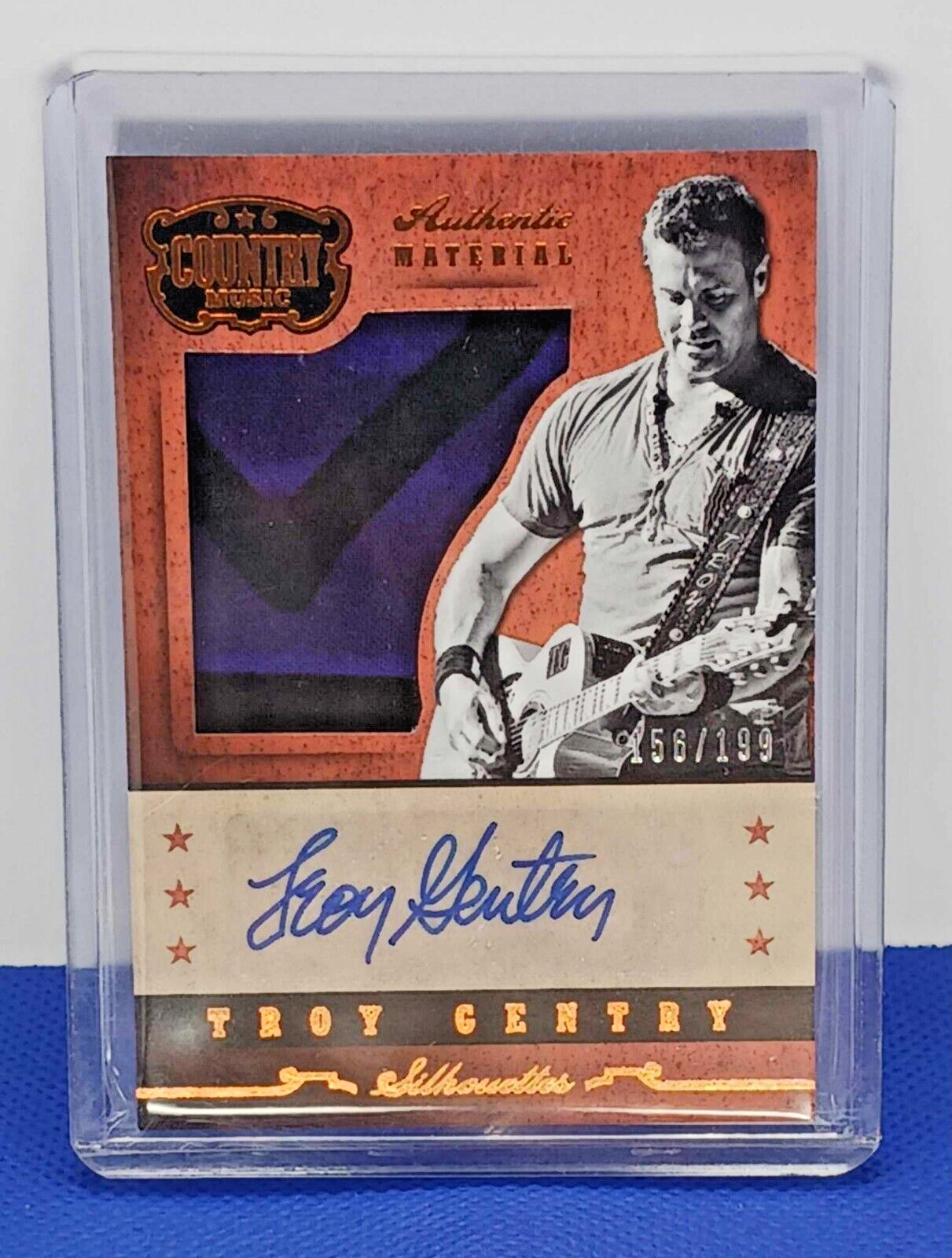 2014 Country Music Silhouette Material Signatures Troy Gentry #SI-TRG 156/199