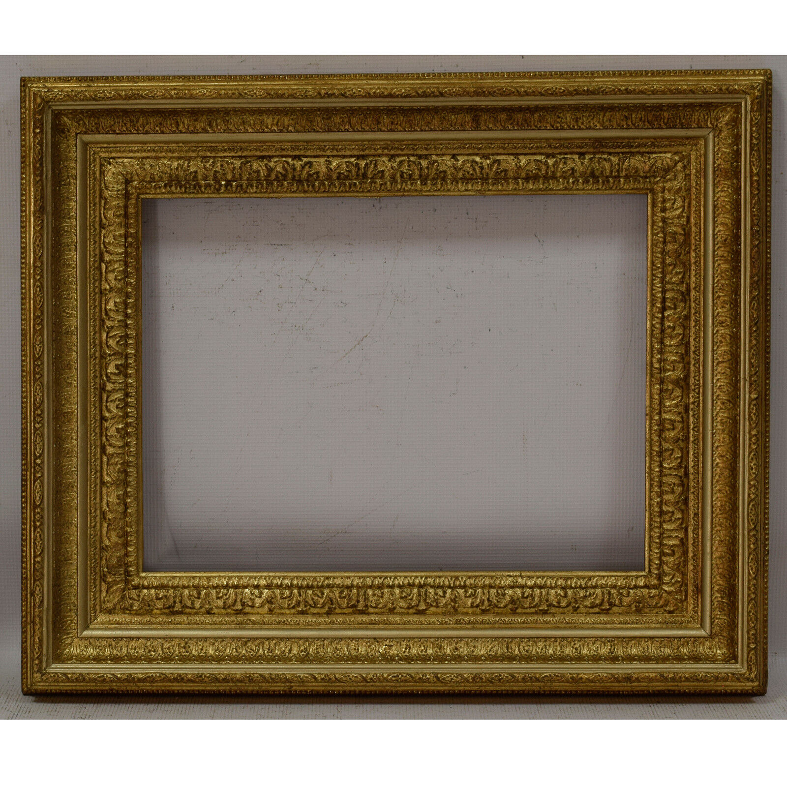 Ca. 1870-1900 Old wooden frame decorative with metal leaf Internal: 15,9x12 in