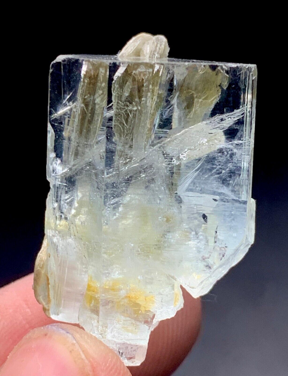 51 carat beautiful aquamarine crystal specimen From skardu Pakistan