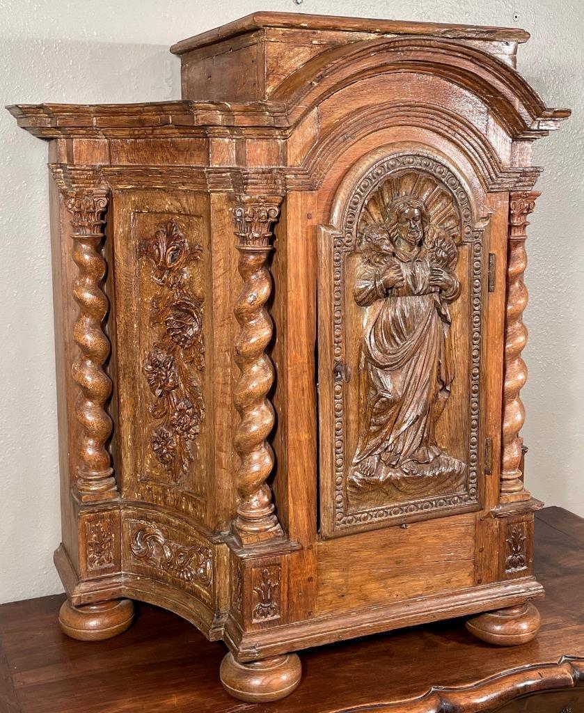 18th C (1700\'s) Antique Oak Wood Tabernacle/Shrine/Cabinet
