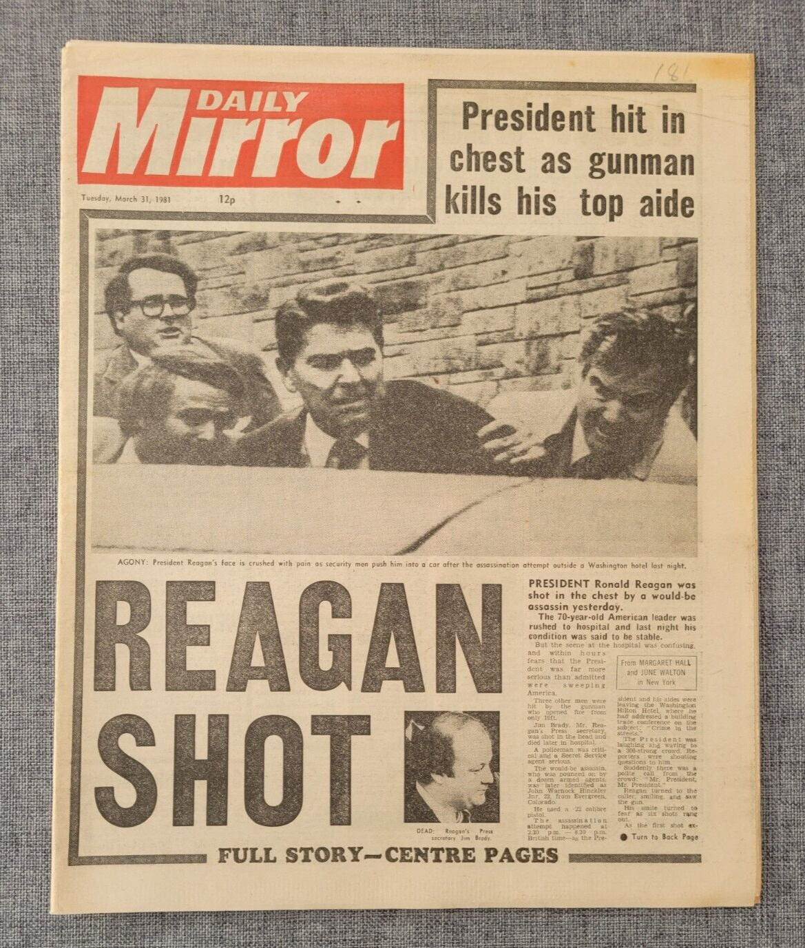 DAILY MIRROR 31 MARCH 1981 US PRESIDENT RONALD REAGAN SHOT ASSASSIN NEWSPAPER
