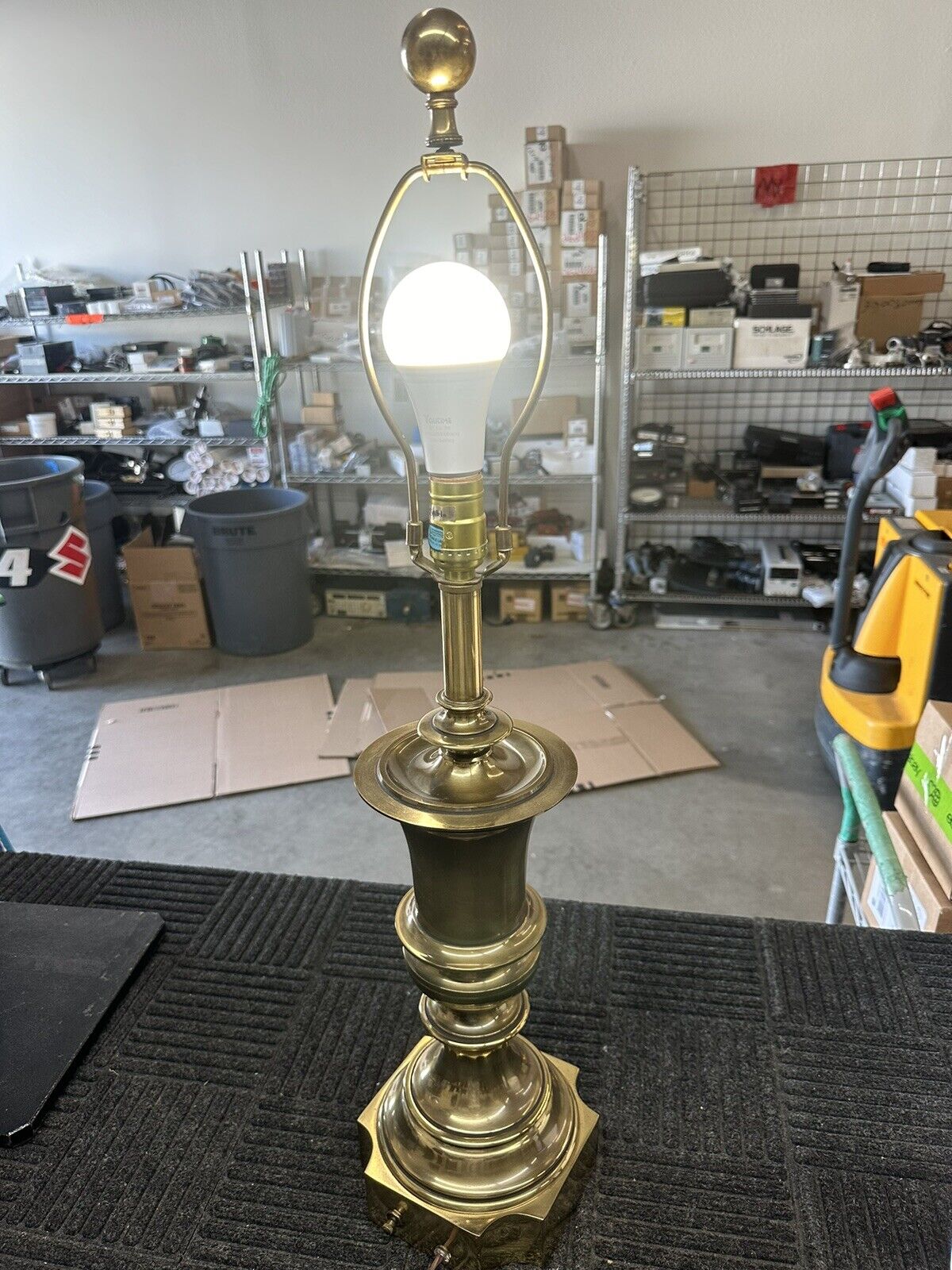 Vintage Stiffel Brass Lamp 31” Tall 14LBS Solid Brass