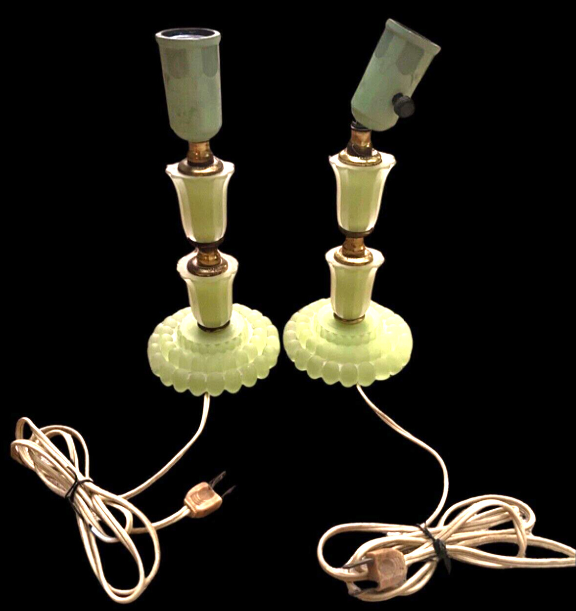 2x Antique Green Jadeite Jade Glass Art Deco Boudoir Table Lamps Jadite Frosted