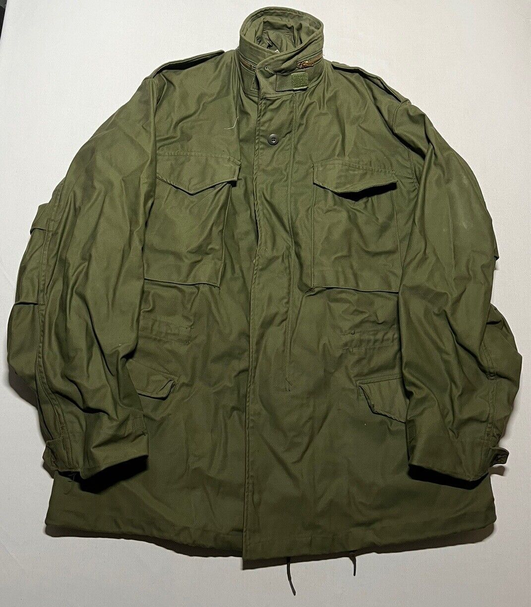 Vintage NOS Military M-65 Men’s Field Coat Jacket Medium Vietnam Era 70s AO3