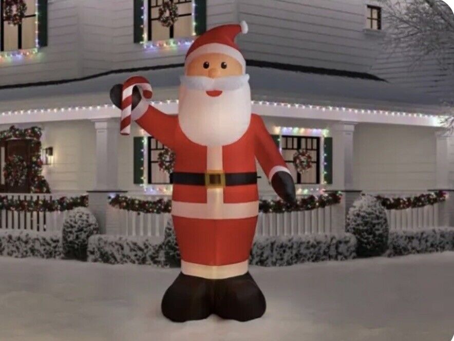 Giant 11 Ft Santa Christmas Inflatable By Gemmy