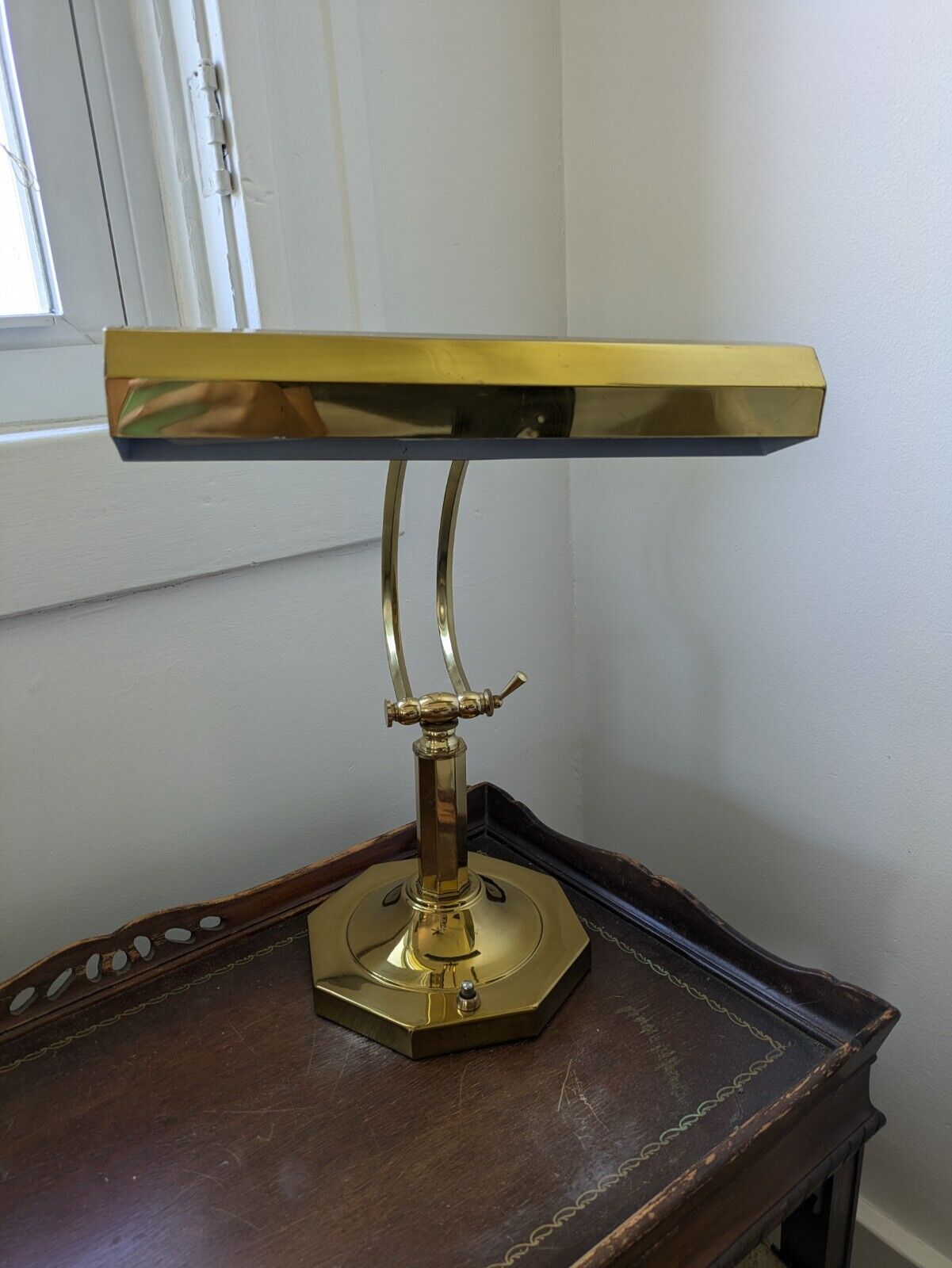 Vintage Dynasty Classics Brass Adjustable Desk Lamp