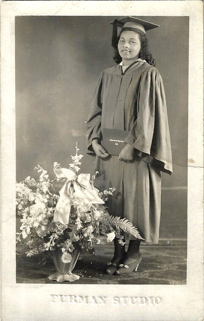 1930s RPPC~Pretty African American Graduate by Black Louisville, KY Photo Studio