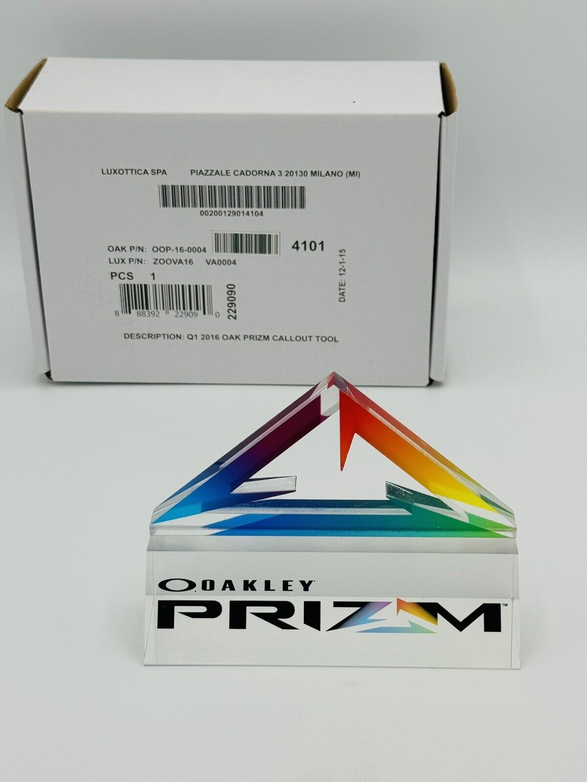 NEW Oakley Sunglasses Limited Edition Prizm Acrylic Store Display Callout Tool