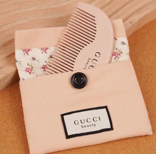 Gucci Beauty Small Comb(Wooden) Pouch Bag 11 × 7cm VIP Gift Novelty Pink Flower