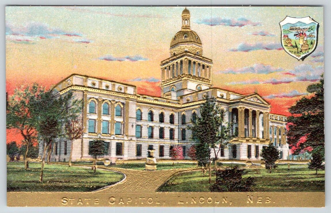 LINCOLN NEBRASKA STATE CAPITOL BUILDING GOLD EMBOSSED COAT OF ARMS POSTCARD