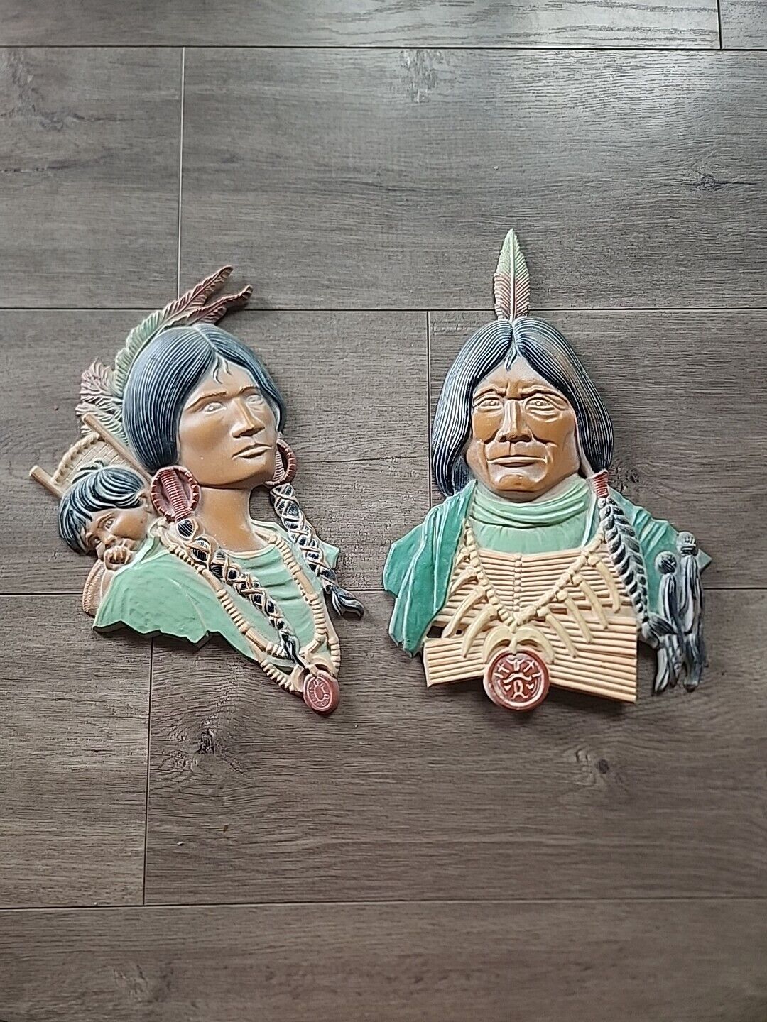 VINTAGE 1970’s METAL NATIVE AMERICAN INDIAN WALL ART SET BY SEXTON c8* 