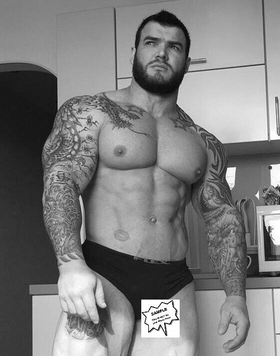 Muscular Gay Man Naked Tattoo Beefcake Hot Male Cute Butt 8x10 Photo M082