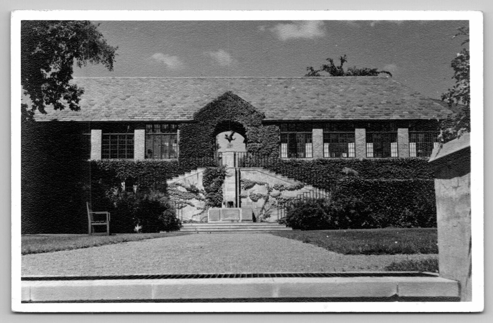 Vintage Postcard Cranbrook Academy of Art Galleries Bloomfield Hills MI