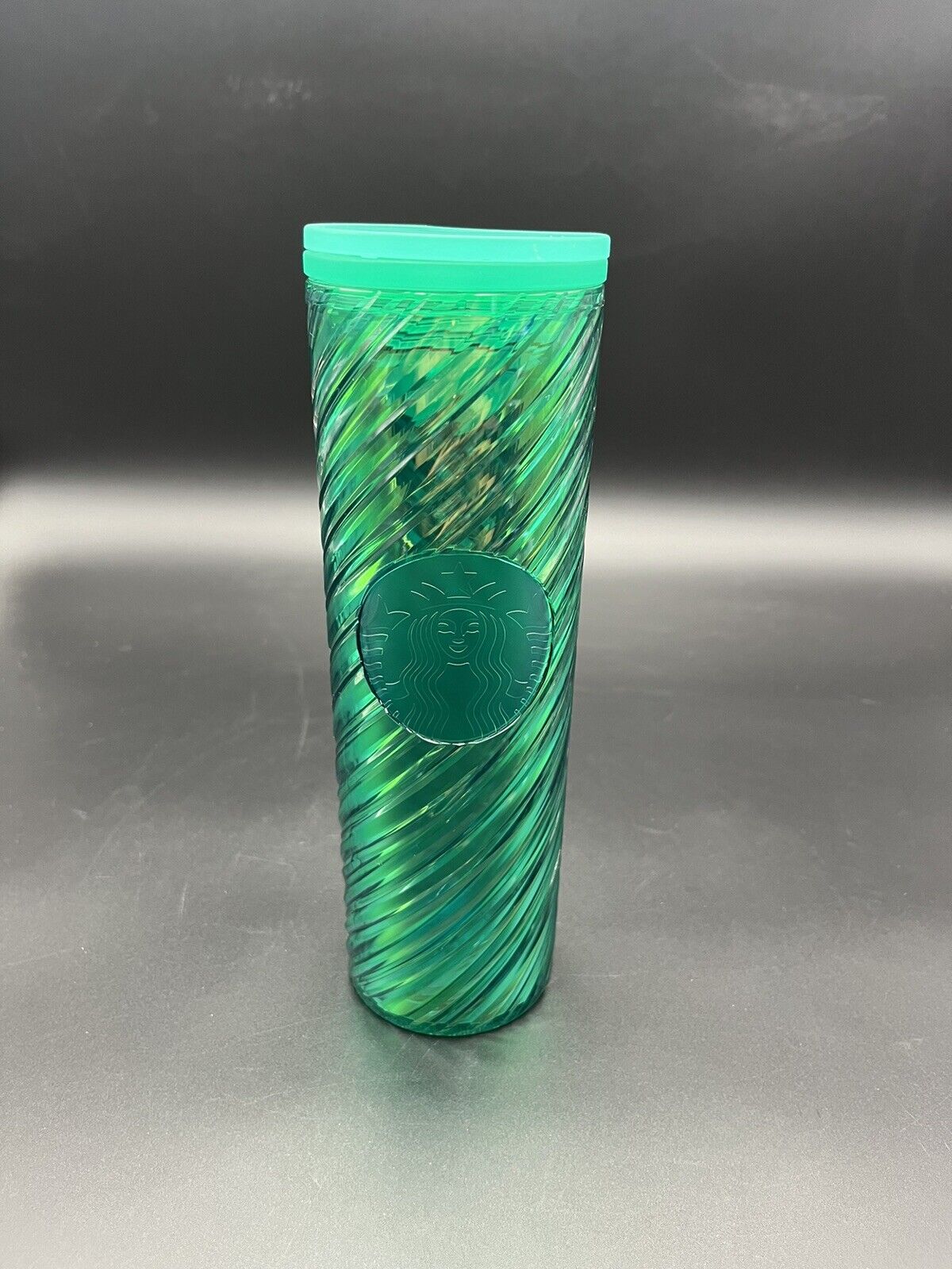 Starbucks Winter 2022 Swirl Textured 16oz Cold Drink Tumbler with lid