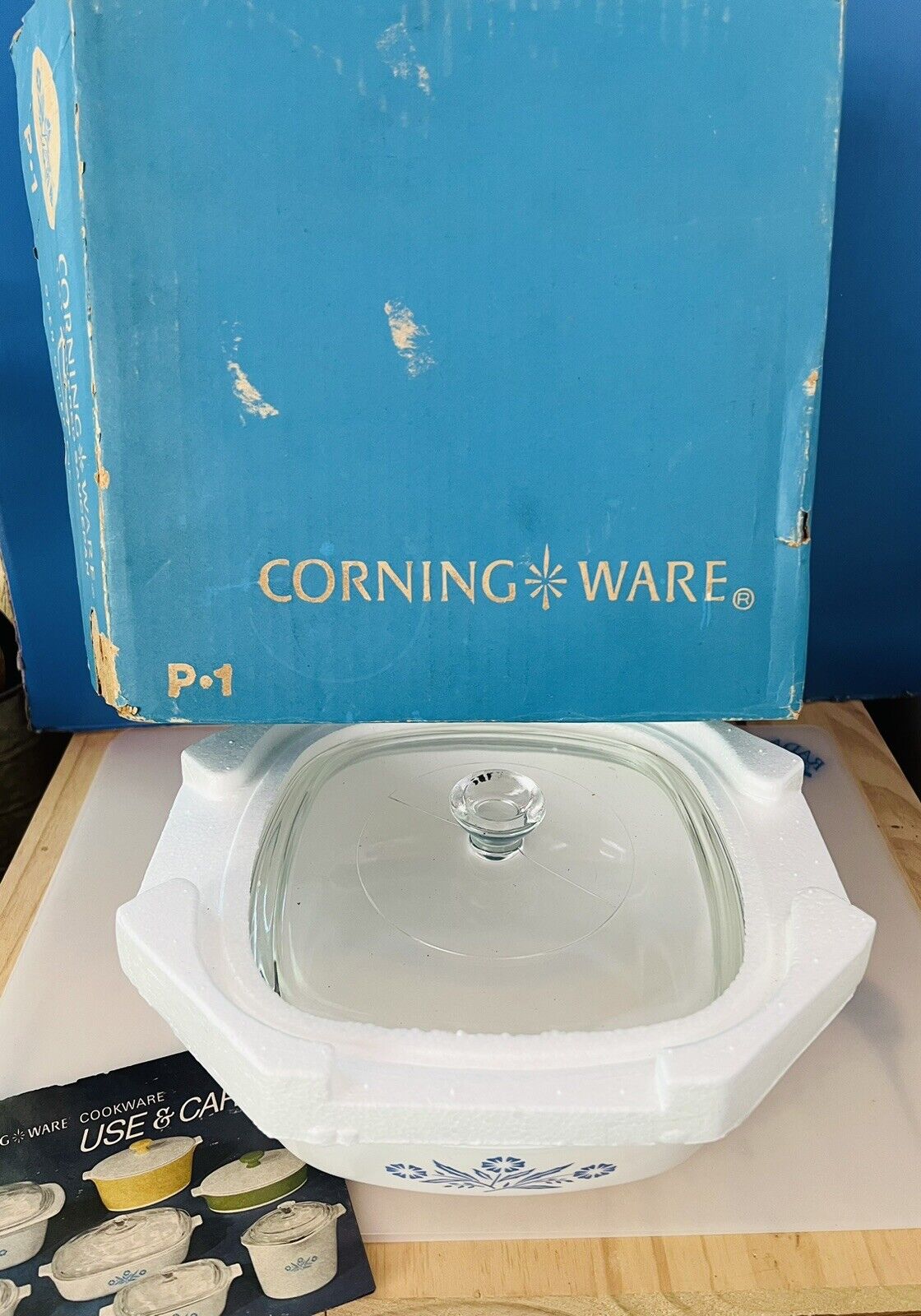 1960's Corning Ware Blue Cornflower 1 qt Covered Casserole P1B W/Lid/New In Box