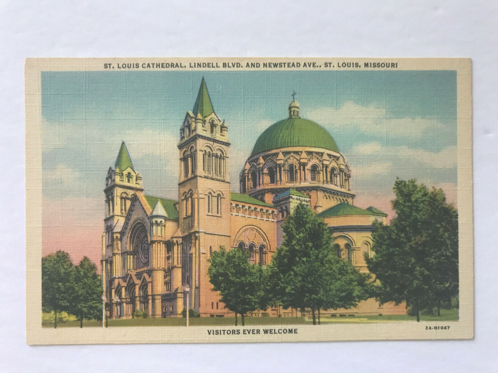 Postcard MO St. Louis Missouri St. Louis Cathedral Corner View c1940's