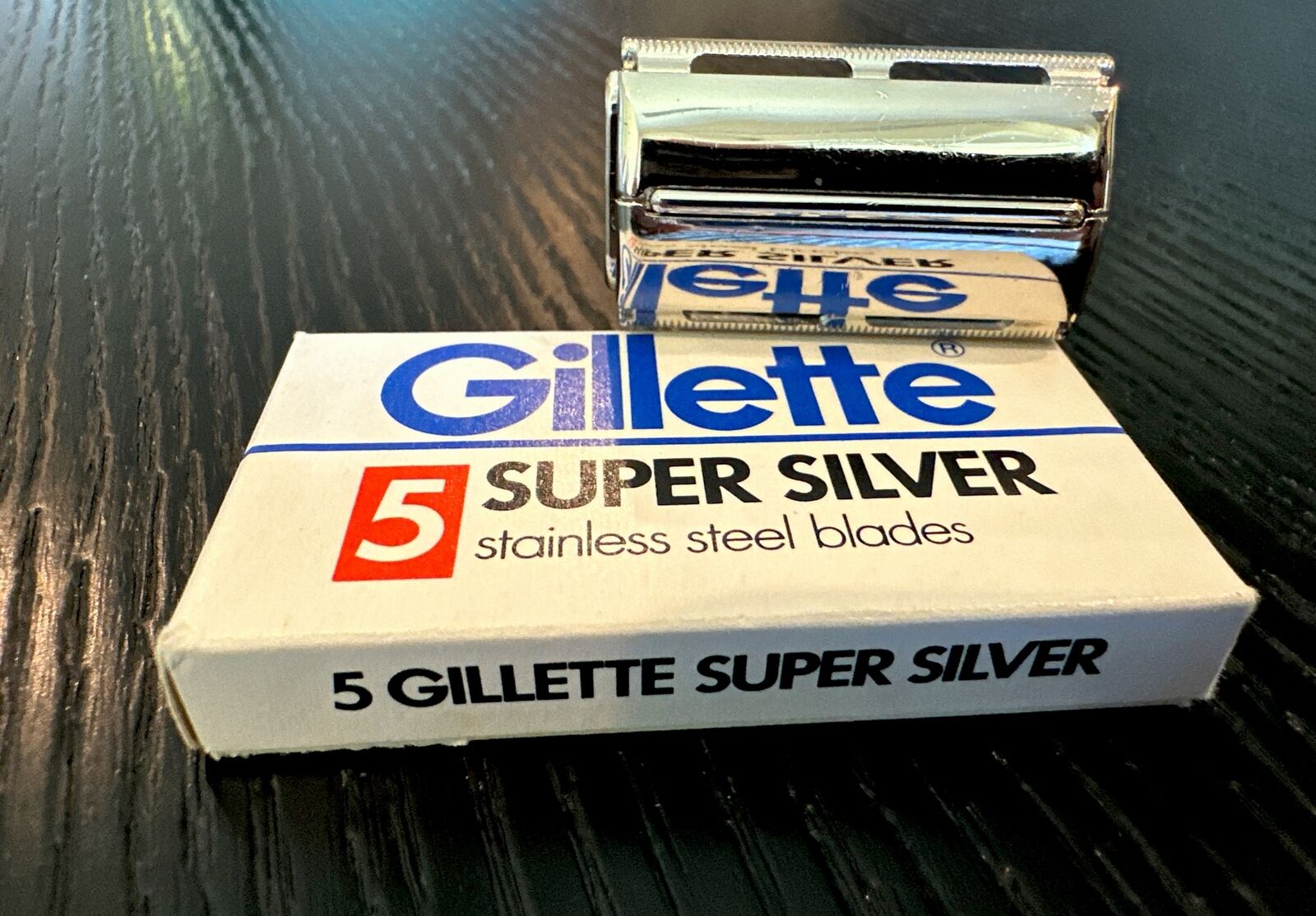 Gillette Aristocrat Junior Razor/Brit. Pat. 430030 Stamp/Rare/with Blades