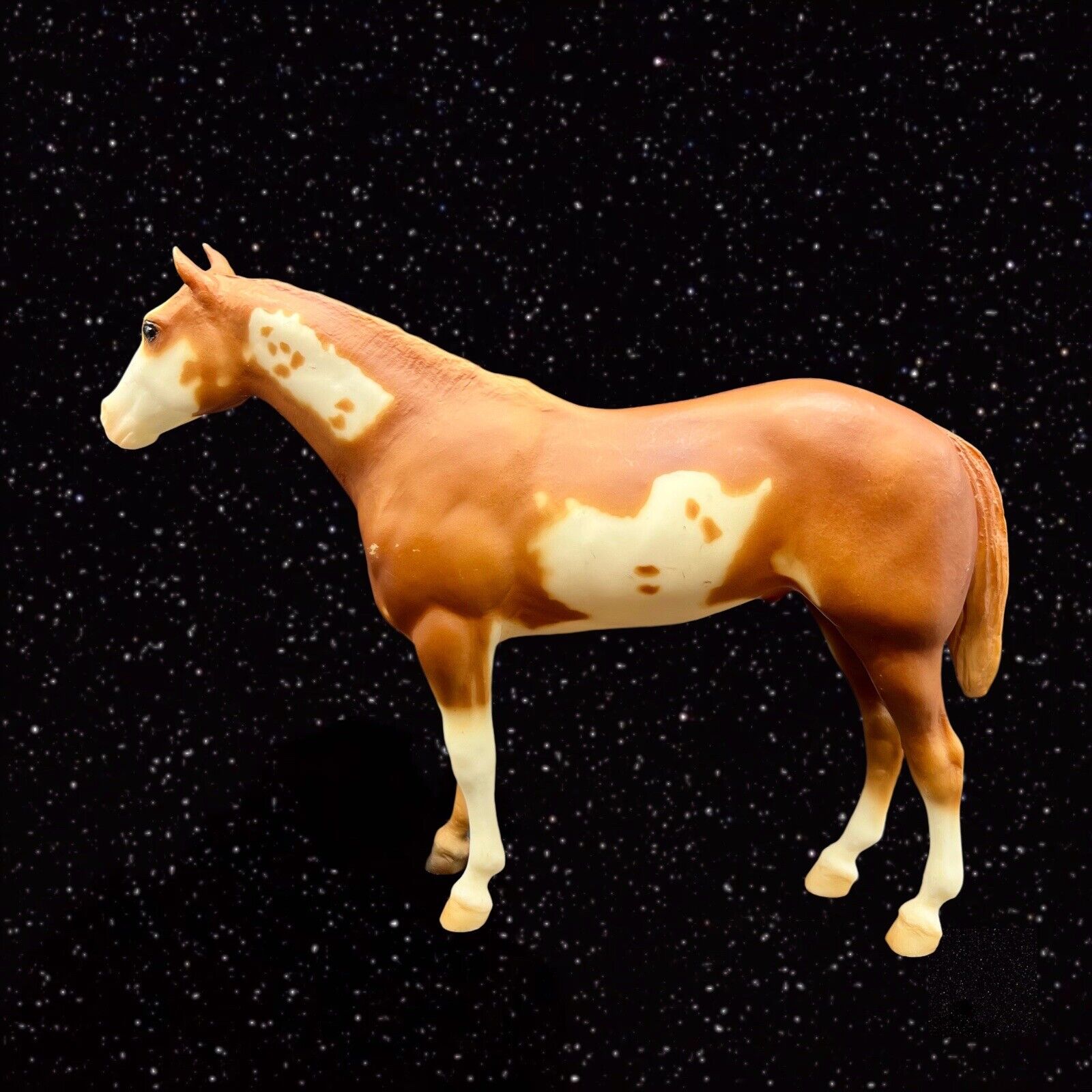 Vintage Breyer Molding USA Horse Light Brown W White Spots 3 White Legs 8”t 11”w