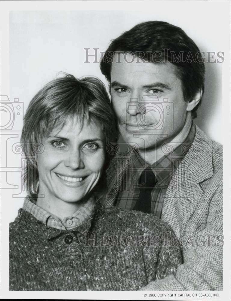 1986 Press Photo Cindy Pickett and Robert Urich in \