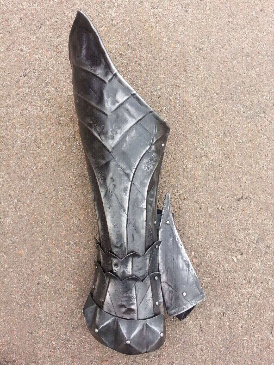Blackened Pair of bracers with metal gloves, female knight cosplay armor, RT57