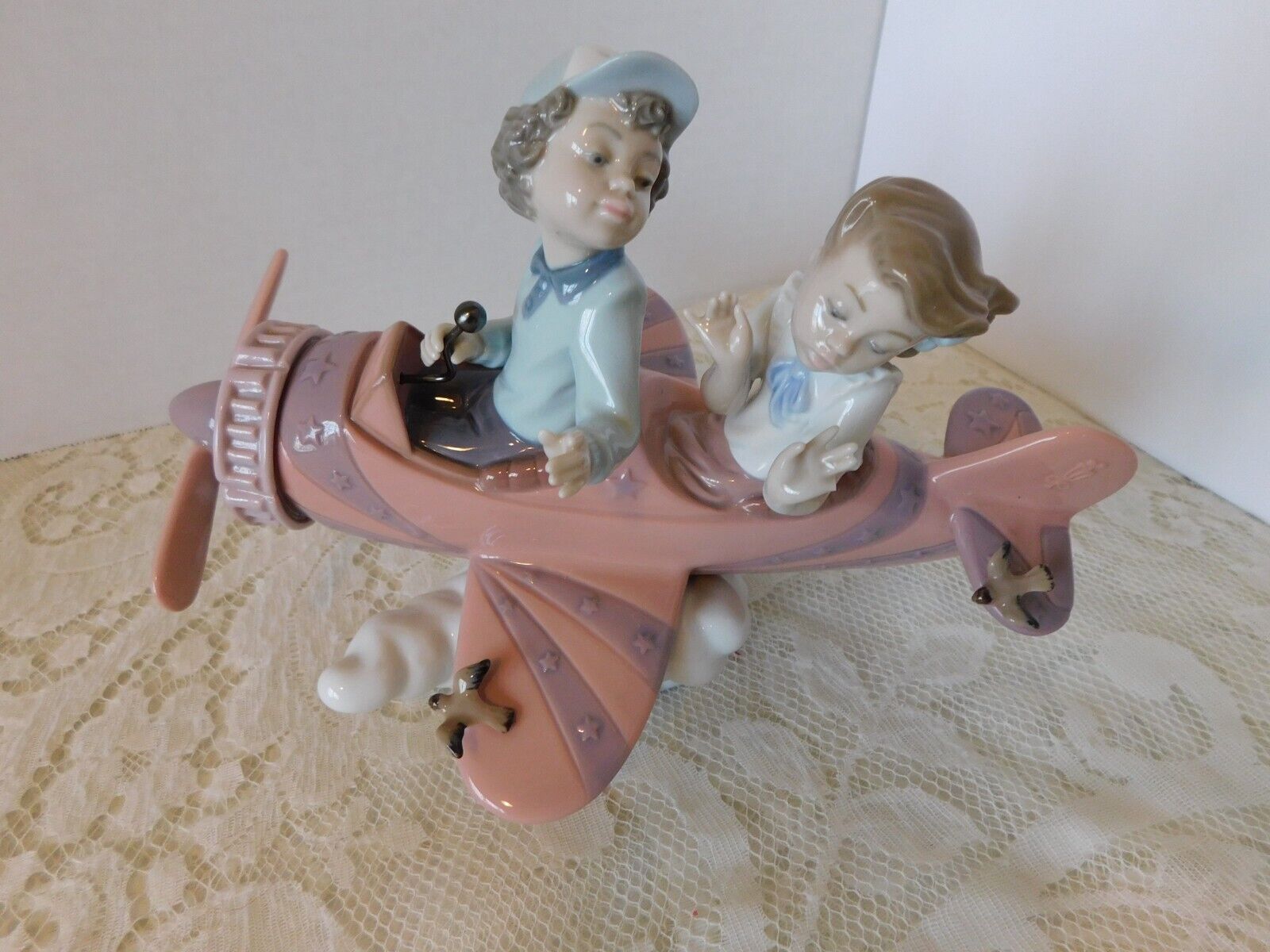 STUNNING LLADRO SPAIN FIGURE #05698 - DON'T LOOK DOWN - AIRPLANE WITH CHILDREN