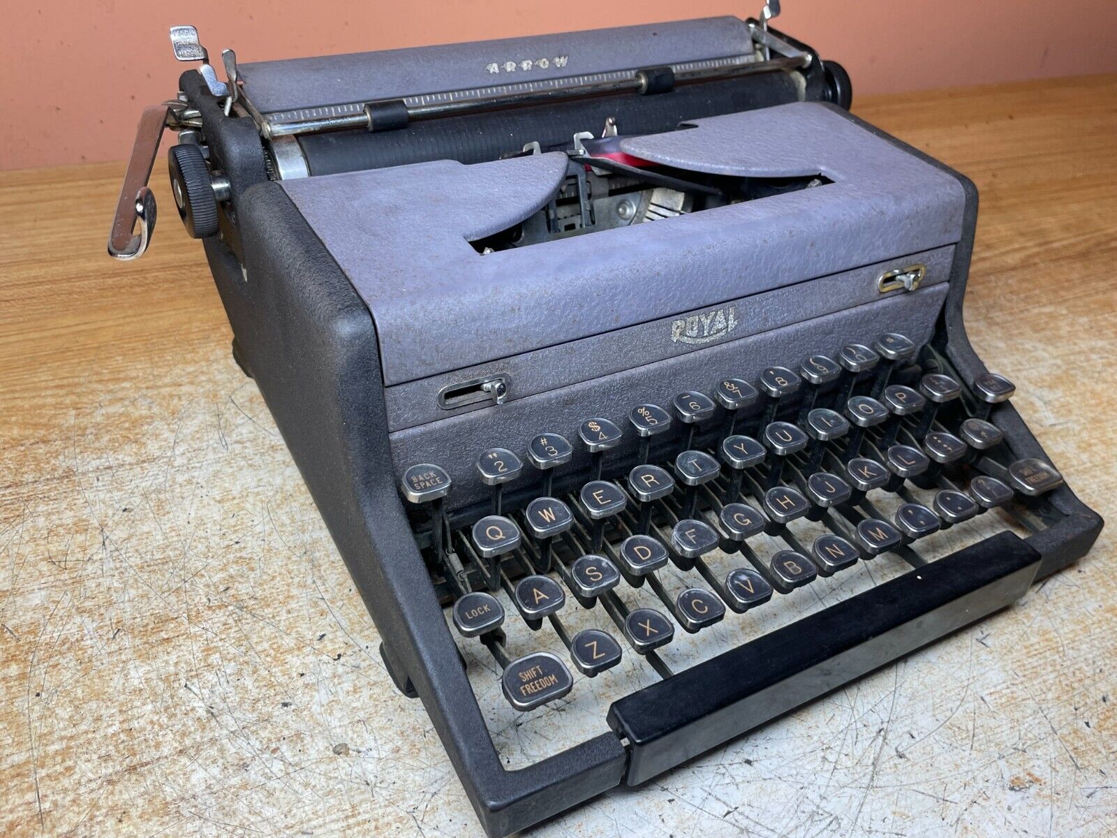 1943 Royal Arrow Working Vintage Portable Typewriter w New Ink