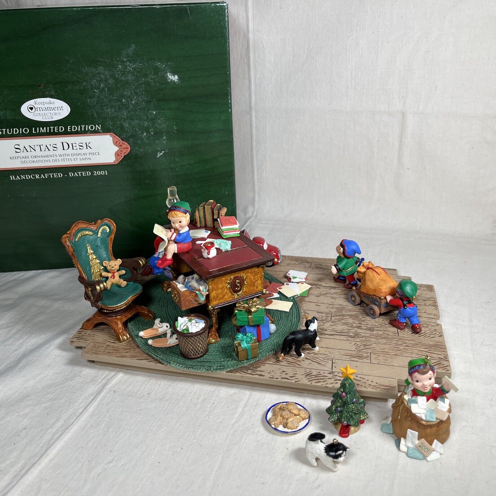 Hallmark Keepsake Limited Edition “Santa's Desk” 2001 w/4 Ornaments See Details