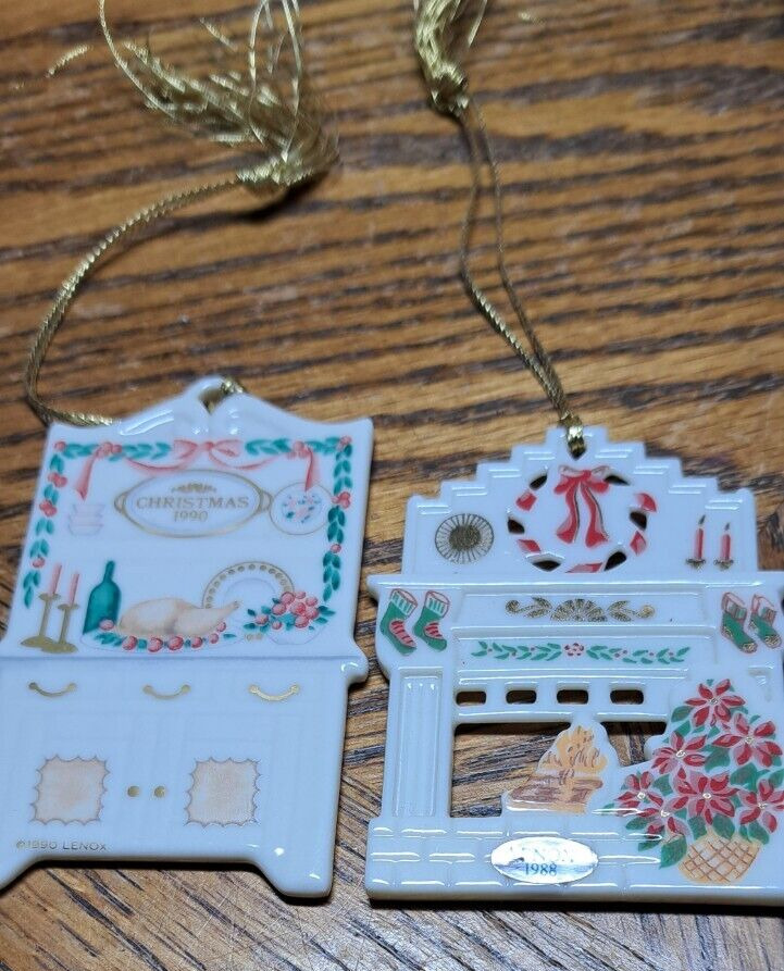 LENOX HOLIDAY HOME COMING ORNAMENTS 1990 SET OF 2