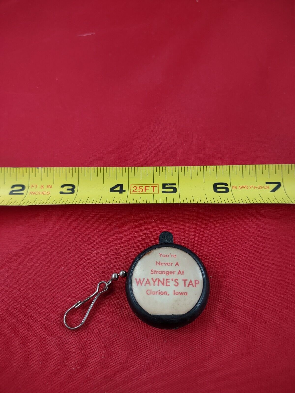 Vintage Wayne's Tap Clarion Iowa Clip Key Ring Chain Fob Hangtag *135-D