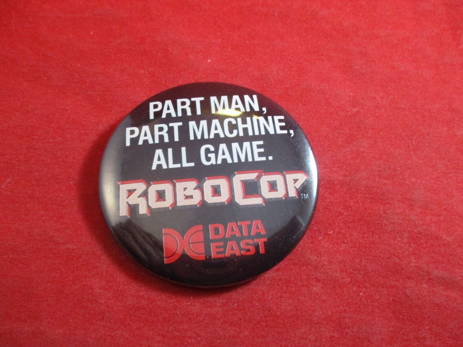 Robocop Data East Video Game Nintendo NES IBM PC Promotional Pin Button