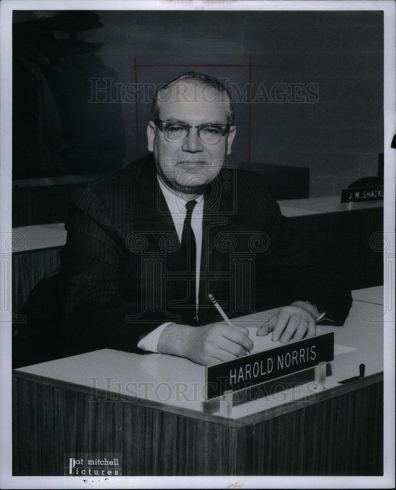 1967 Press Photo Harold Norris Professor Law detroit