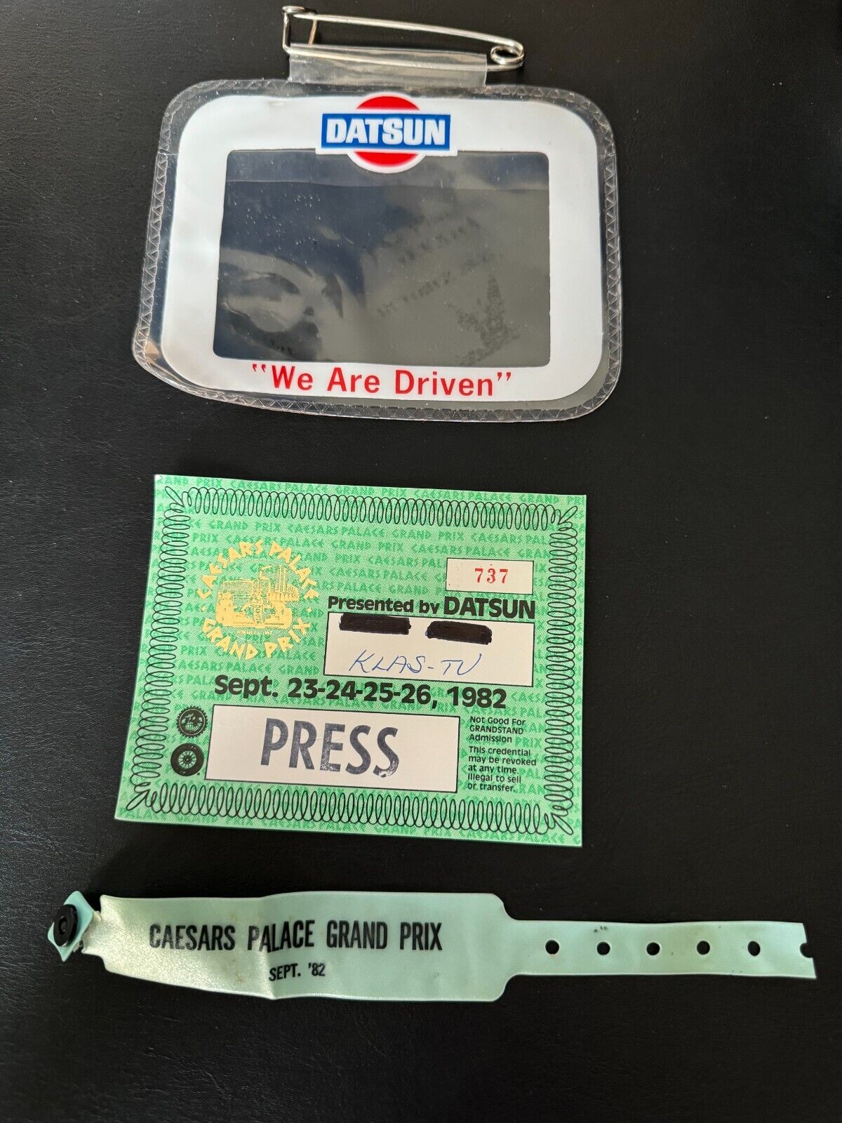 RARE 1982 Caesar\'s Palace Grand Prix Race Press Media Pass & Wristband