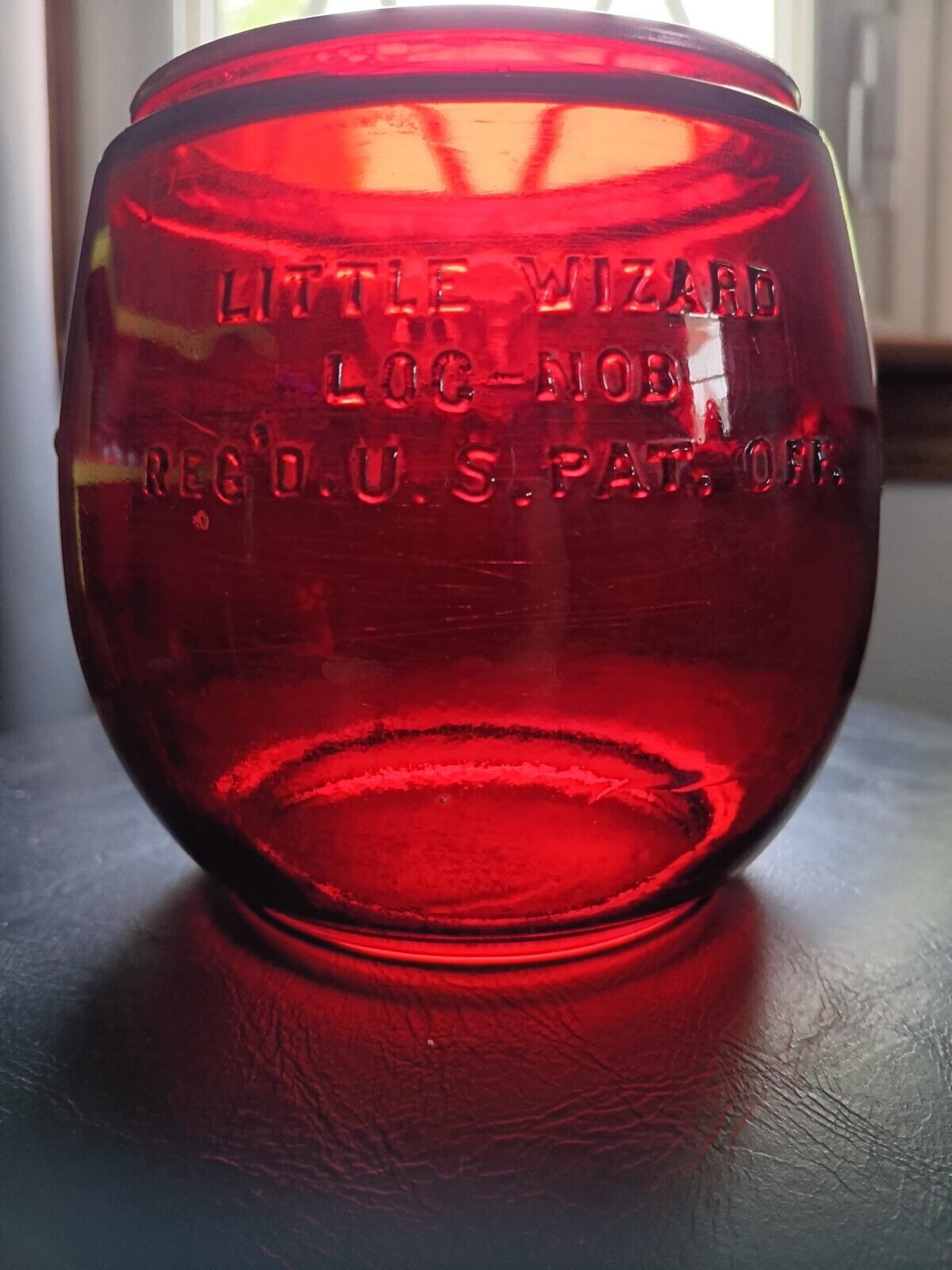 Vintage Dietz Red Globe syracuse NY  USA  little wizard  log nob 