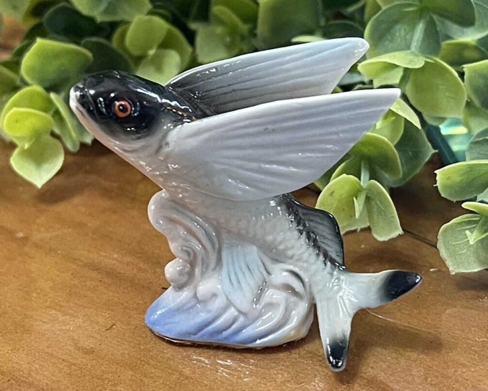 Flying Fish Figurine Miniature Figurine Sea Animals Aquatic Animals Porcelain
