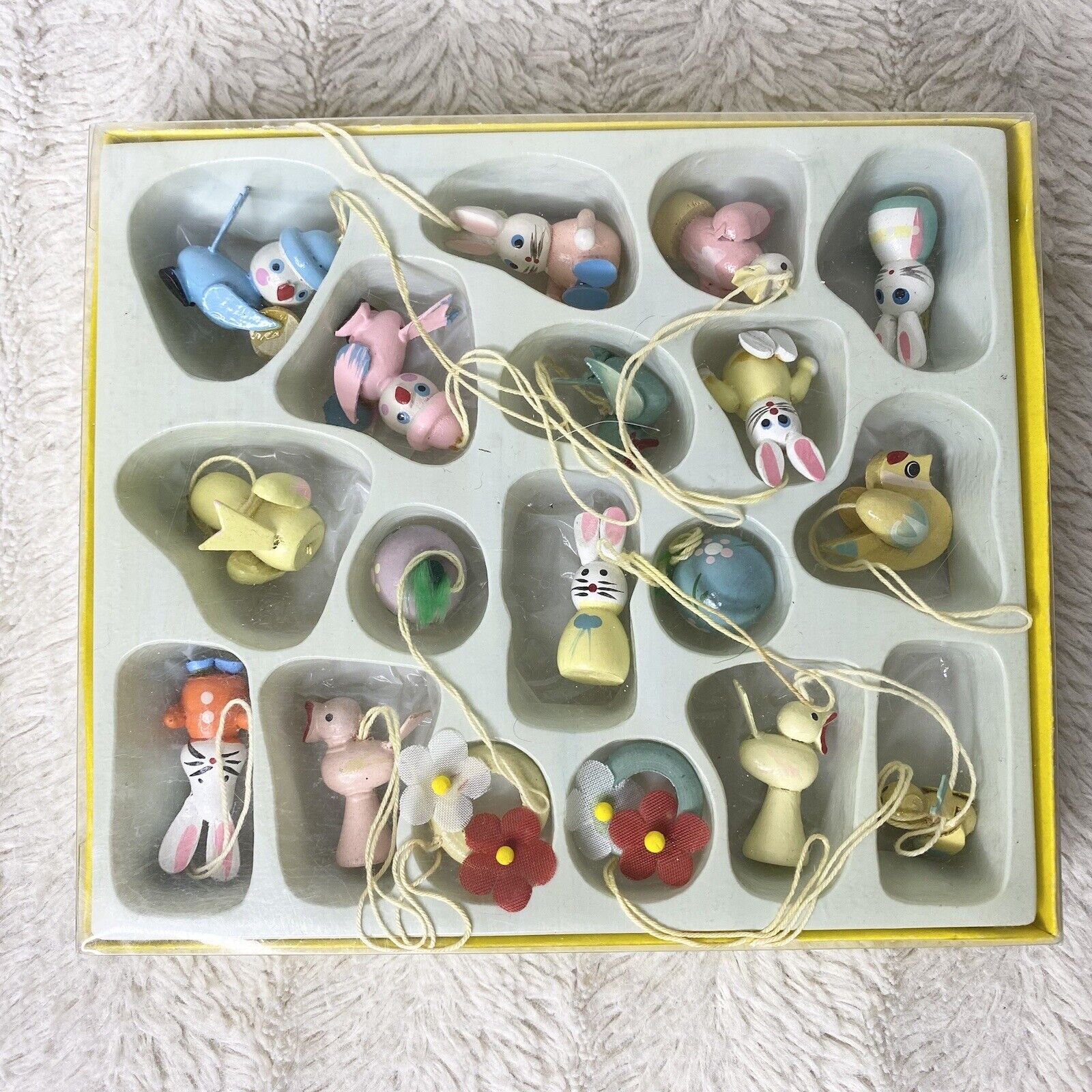 Vintage Wooden Painted Mini Easter Ornaments Set Of 18 Bunny Bird Flowers