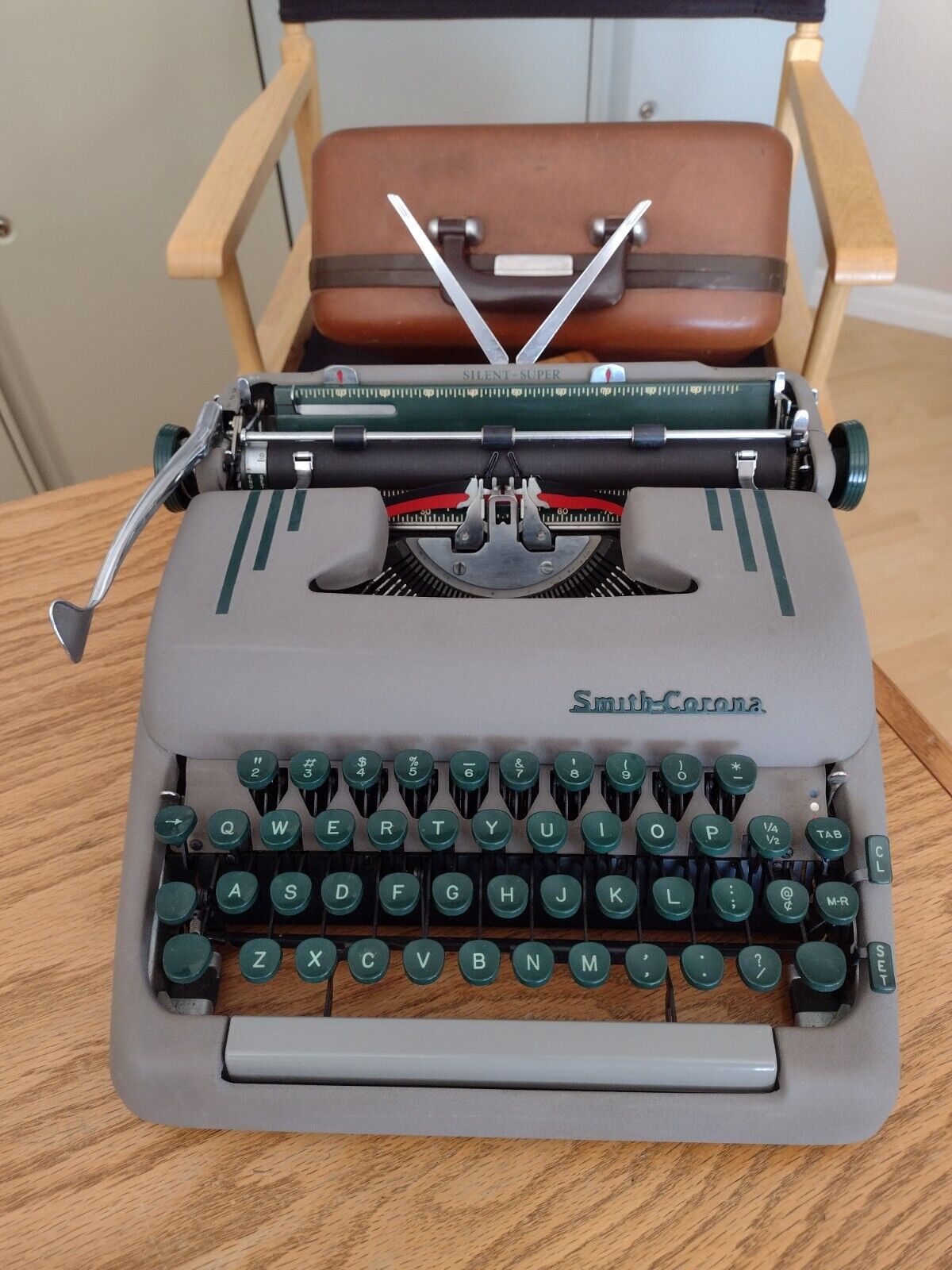 1954 Smith Corona Silent-Super 5T Typewriter Case New  Ribbon Rehabbed Tested