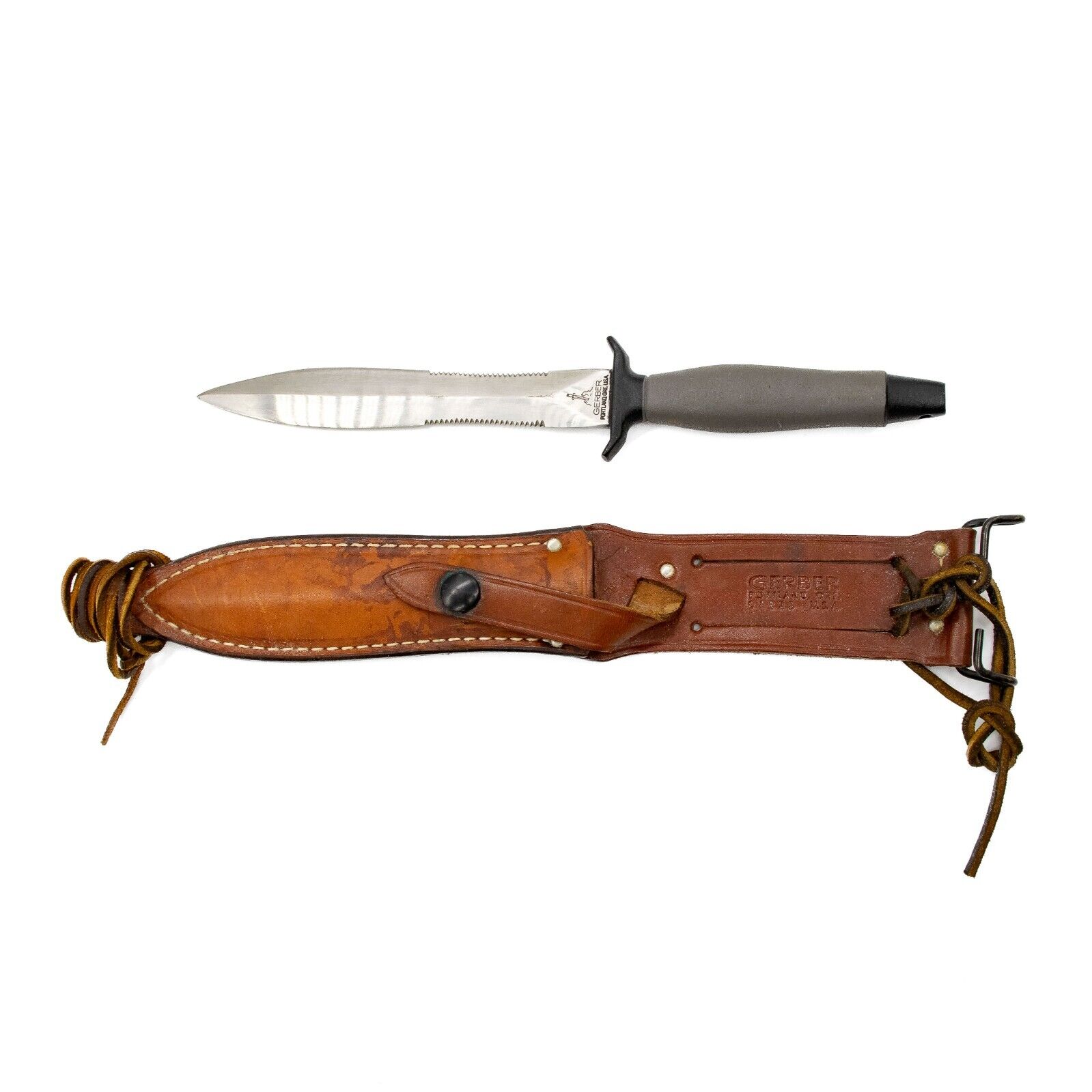 1975 Vietnam War era Mark II Survival Knife Gerber Fighting Knife Leather Sheath