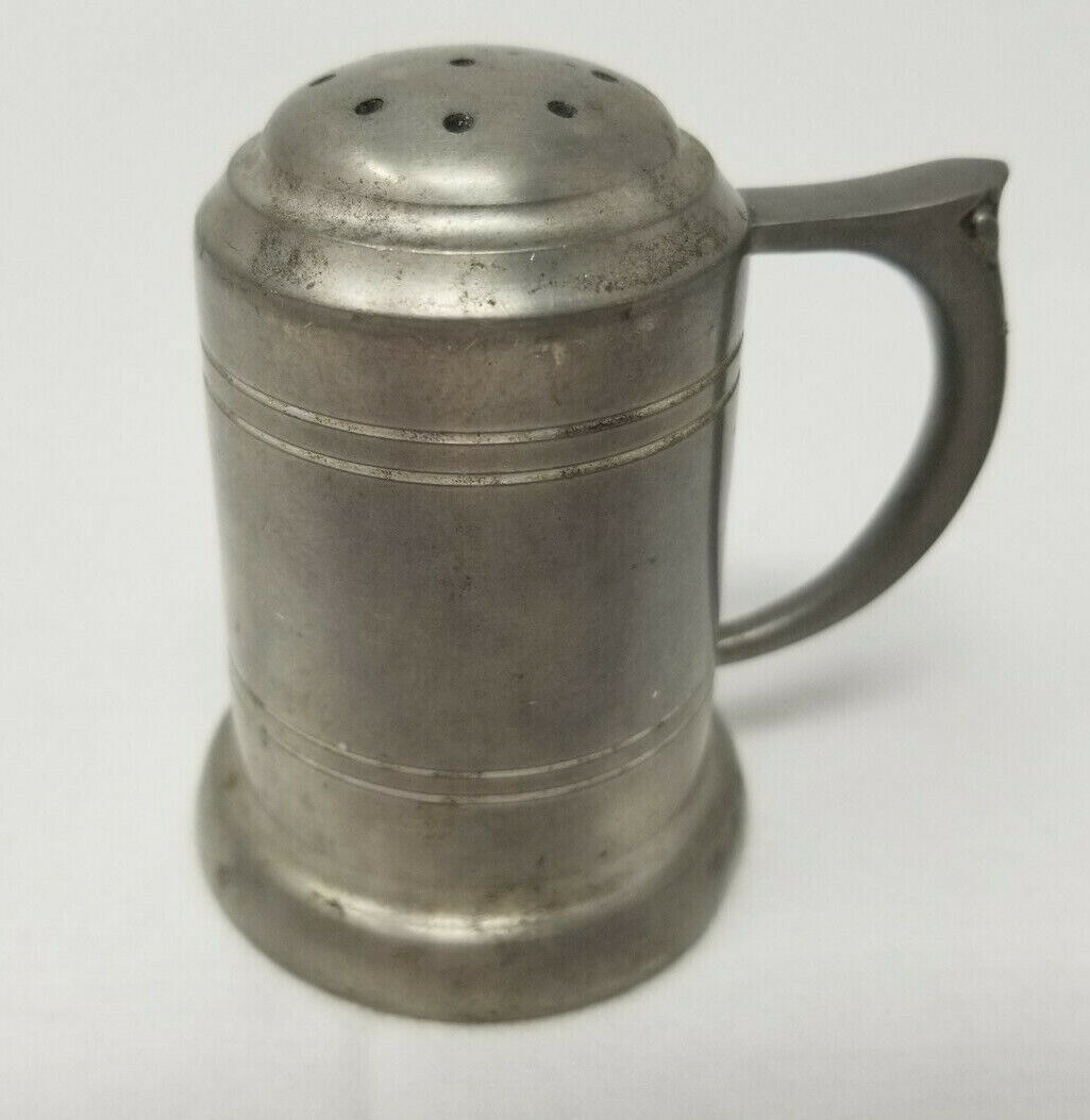 Pewter Shaker With Handle 3\