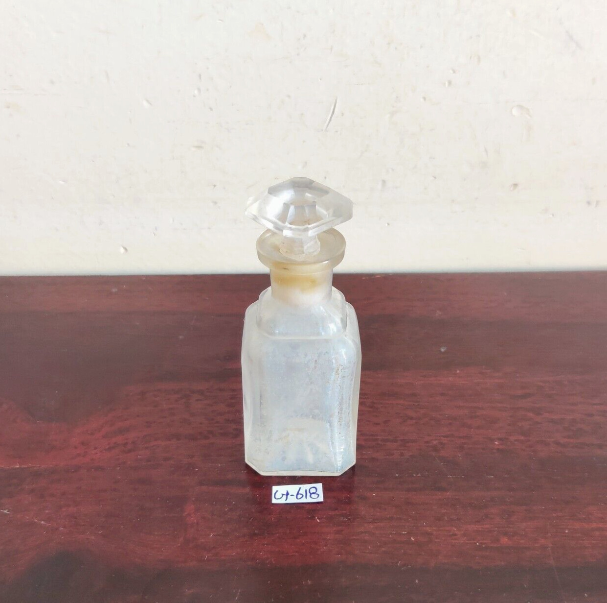 1920s Vintage Old Clear Perfume Glass Bottle Decorative Collectible Props G618