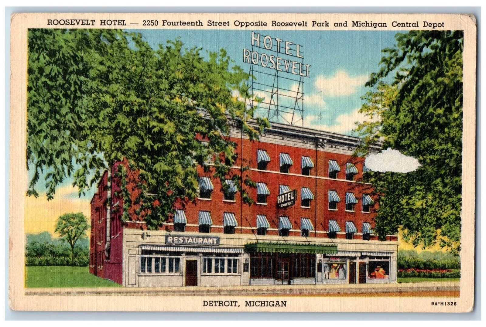 Detroit Michigan MI Postcard Roosevelt Hotel Building Exterior c1940's Vintage