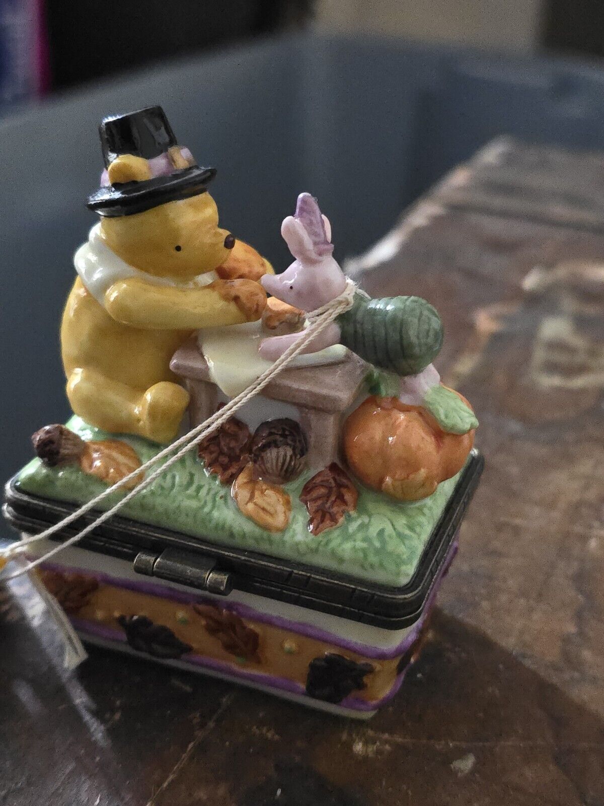 Disney Winnie the Pooh Piglet Thanksgiving Trinket Box Sharing is Caring